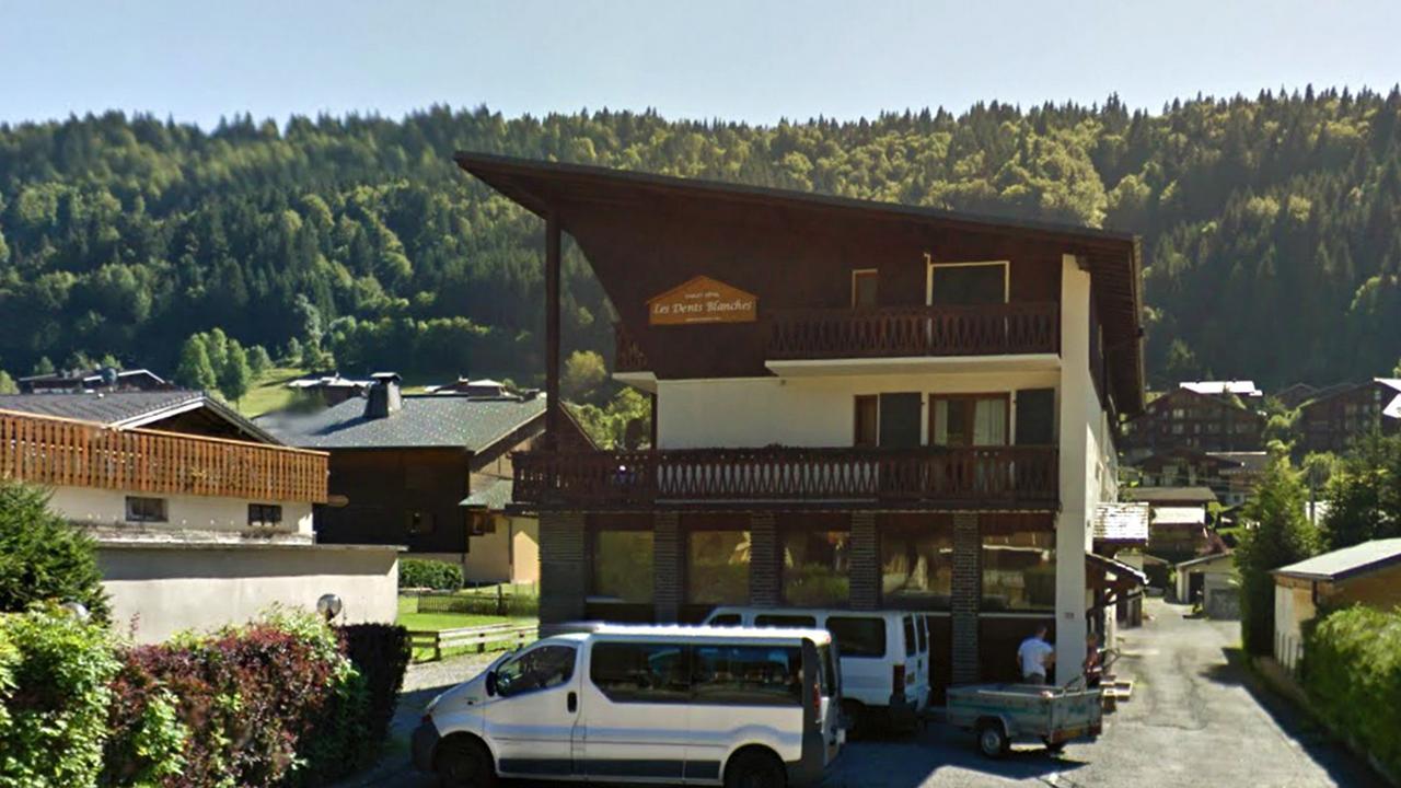 Les Dents Blanches Hostel Morzine Buitenkant foto